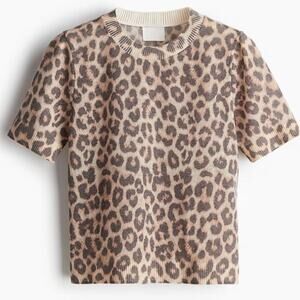 H&M Leopard Print Short Sleeve Sweater Tee in Beige and Brown